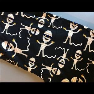 LuLaRoe OS Halloween Leggings - Mummies